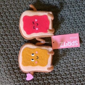 TARGET SPRITZ - PB&J VALENTINE'S DAY DECOR